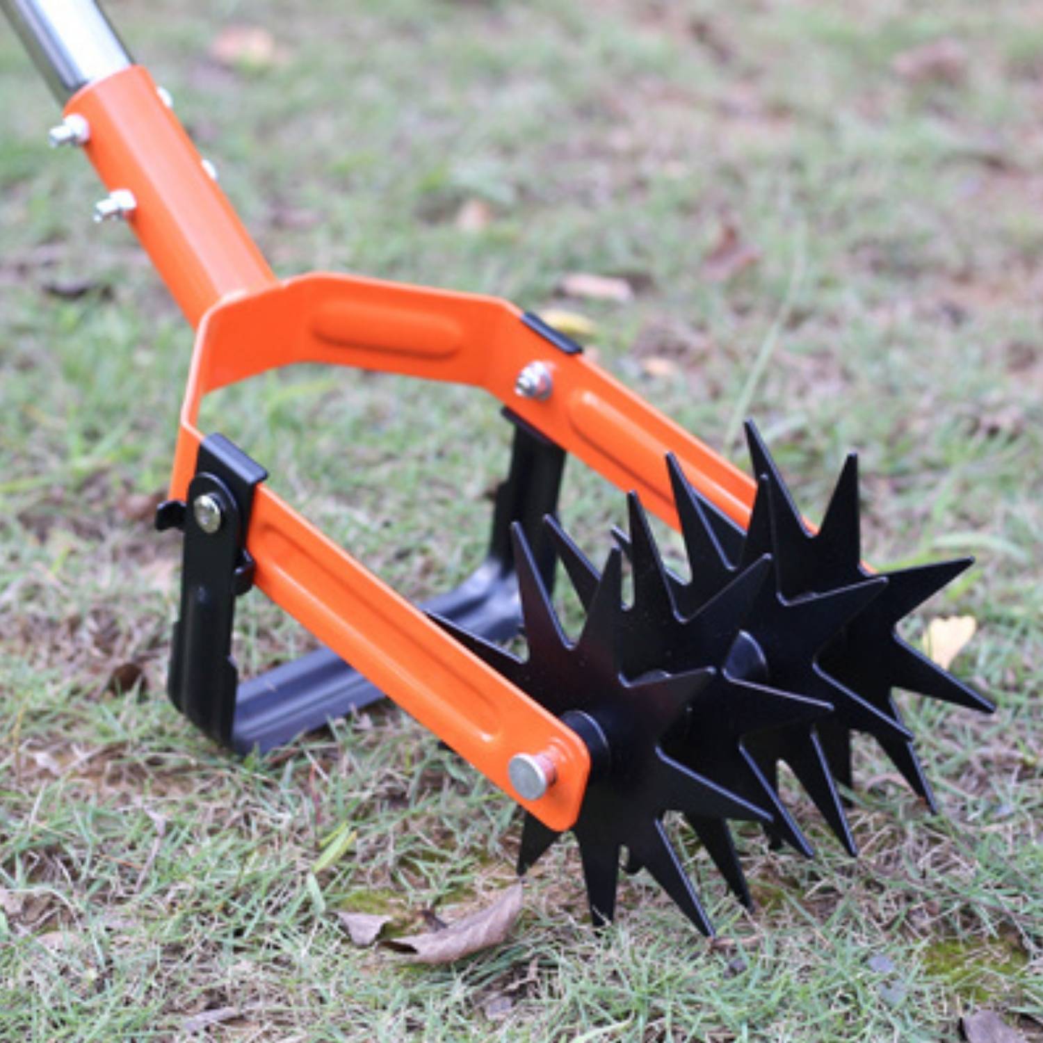 best hand cultivator for gardening